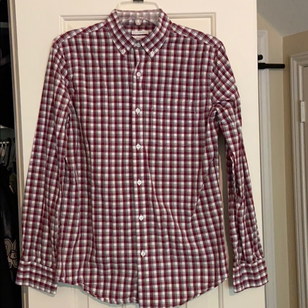 Old Navy “the classic shirt” button down